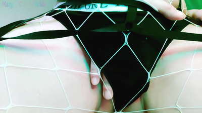 Redhead Mìneachadh mar a jerk off her dick agus a ' sealltainn dheth a pussy - Dirty Words