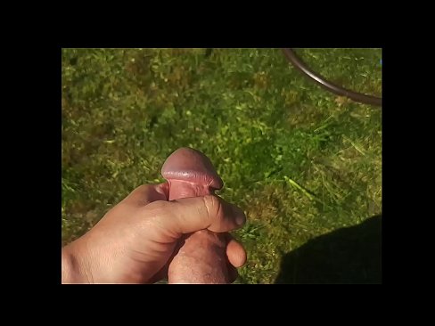❤️ Bidh hottie a 'faighinn a pussy pinc fucked agus cums le squirt ann an gàrradh samhraidh ❤ Porno fb aig gd.porn-mz-com.ru ❌❤