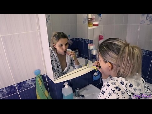 ❤️ Bidh Hack le òga ann am pajamas a’ crìochnachadh cum beòil ann an asal - letty black ❤ Porno fb aig gd.porn-mz-com.ru ❌❤