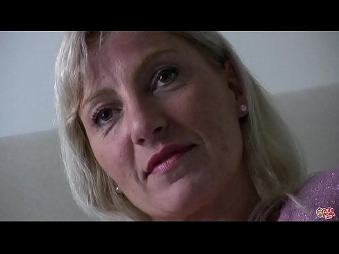 ❤️ A 'mhàthair a tha sinn uile fucked ... Lady, giùlan fhèin! ❤ Porno fb aig gd.porn-mz-com.ru ❌❤